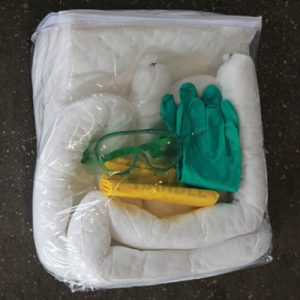 Compact-Bag-Truck-Spill-Kits